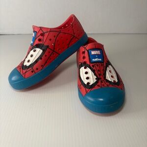 Marvel x Native Shoes Spider Man Water Sneaker Shoes Kids C8